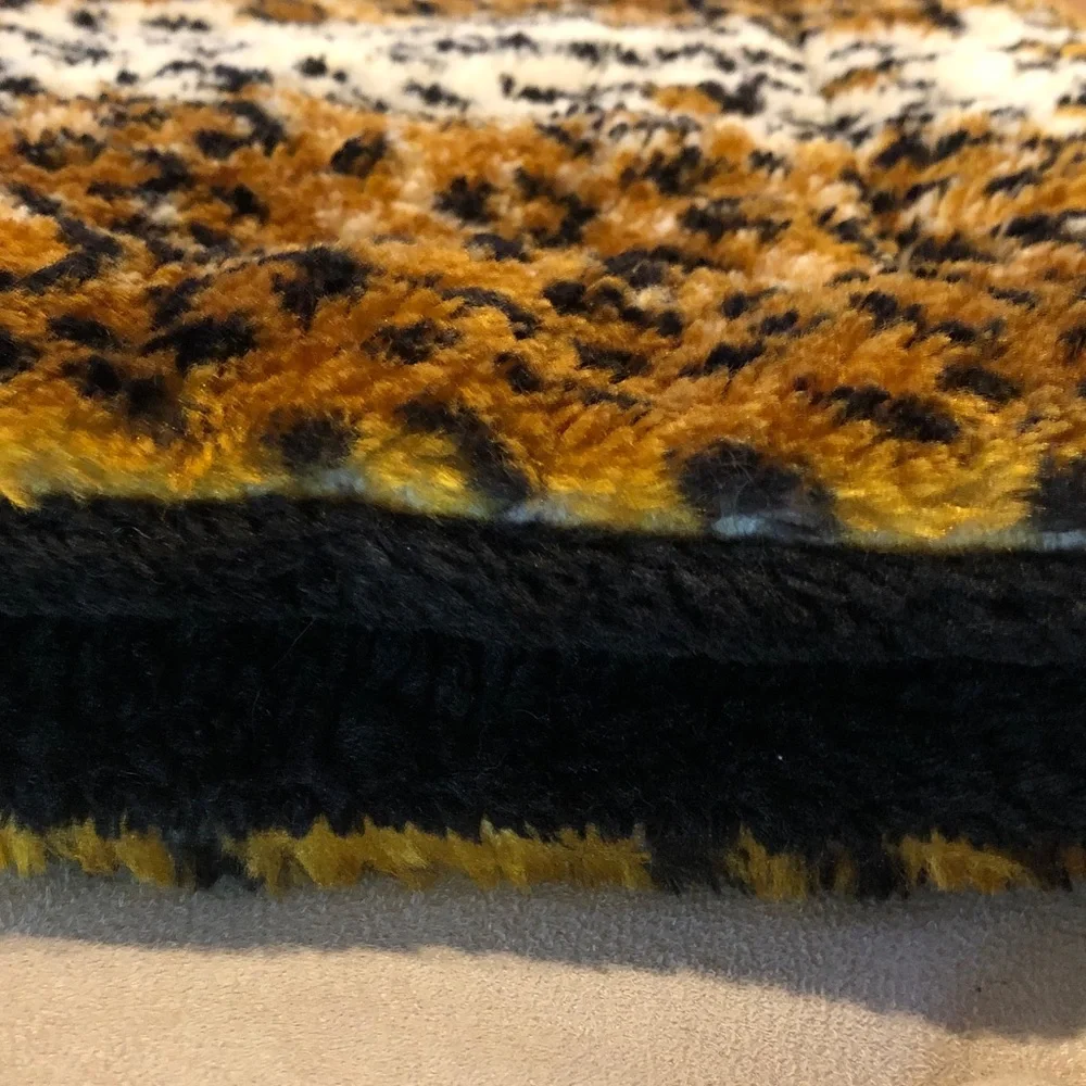 Leopard Print Cat Crinkle Mat